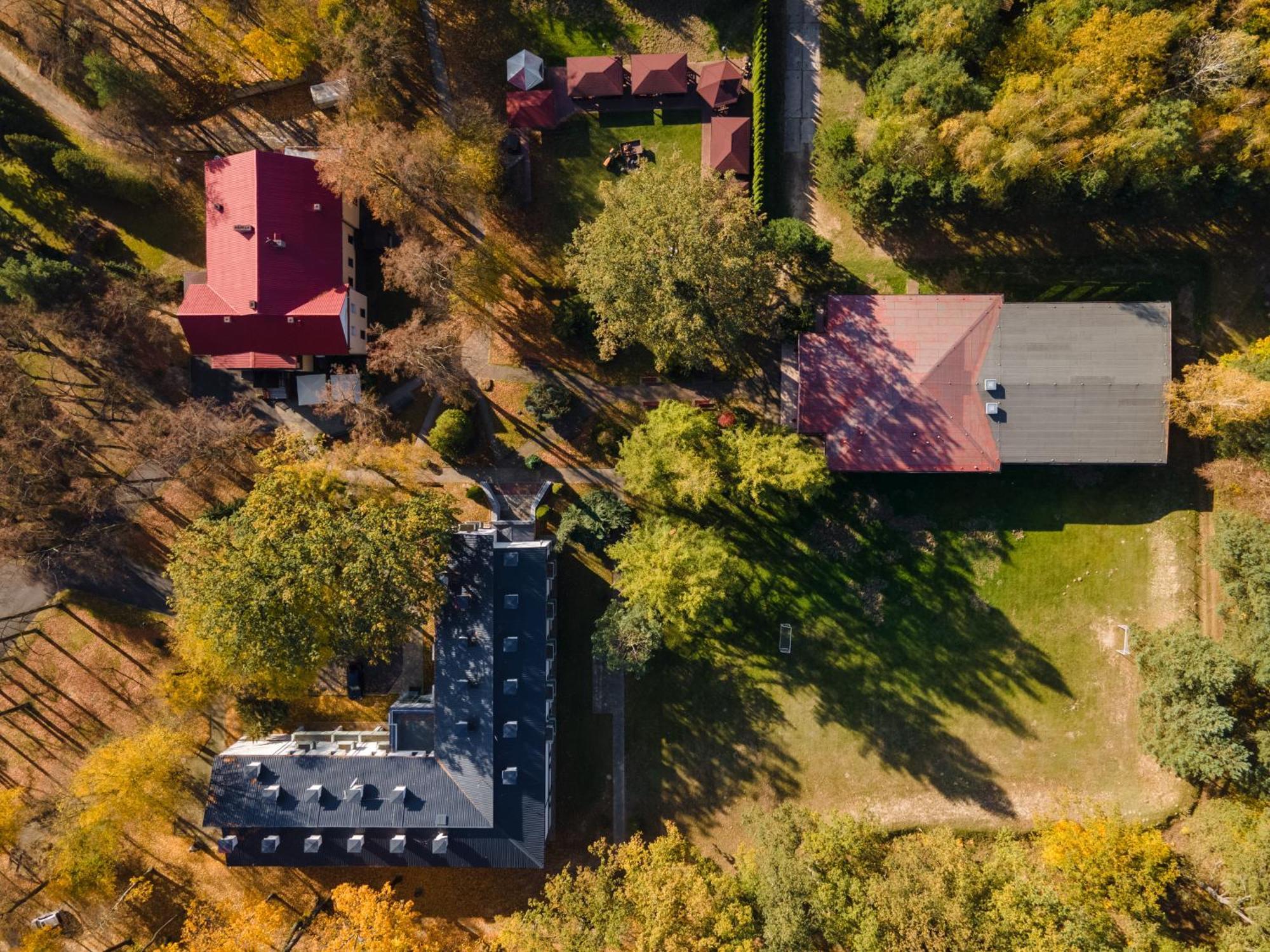 Hotel W Dobieszkowie Strykow Luaran gambar