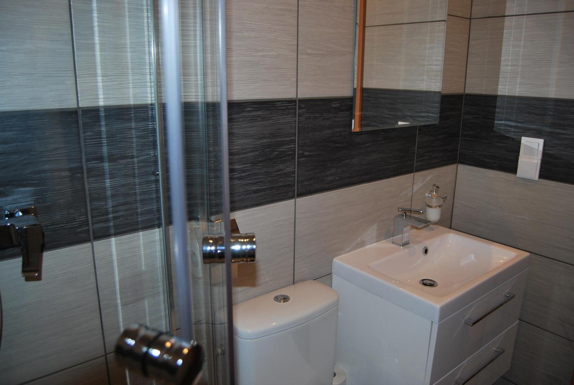 Hotel W Dobieszkowie Strykow Luaran gambar